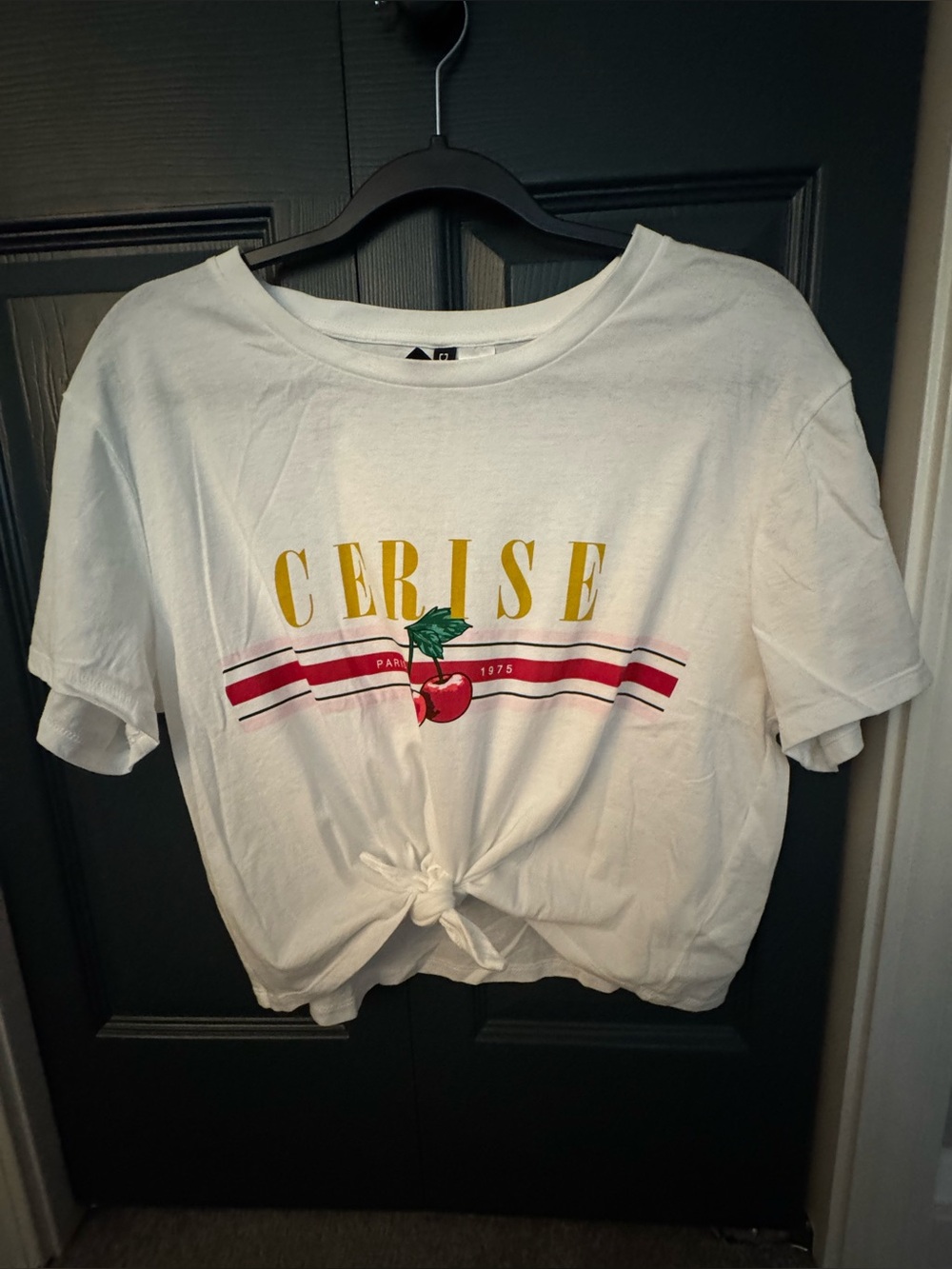 “Cerise” White Graphic Knot Front Tee